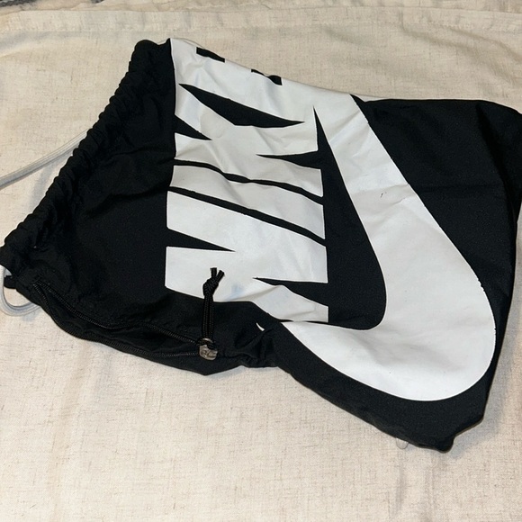 Nike Other - Used NIKE BAG SEE PICTURES